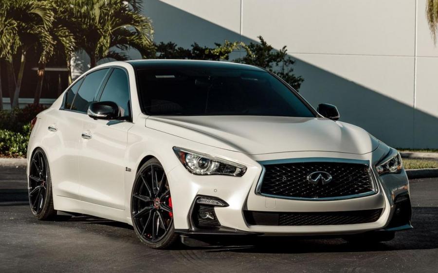 Infiniti Q50S 3.0t Pure White on Vossen Wheels (HF-3) '2019
